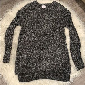 Maternity sweater size small